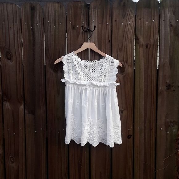 Fashion Collection White Lace Blouse - Size Small - Picture 2 of 5